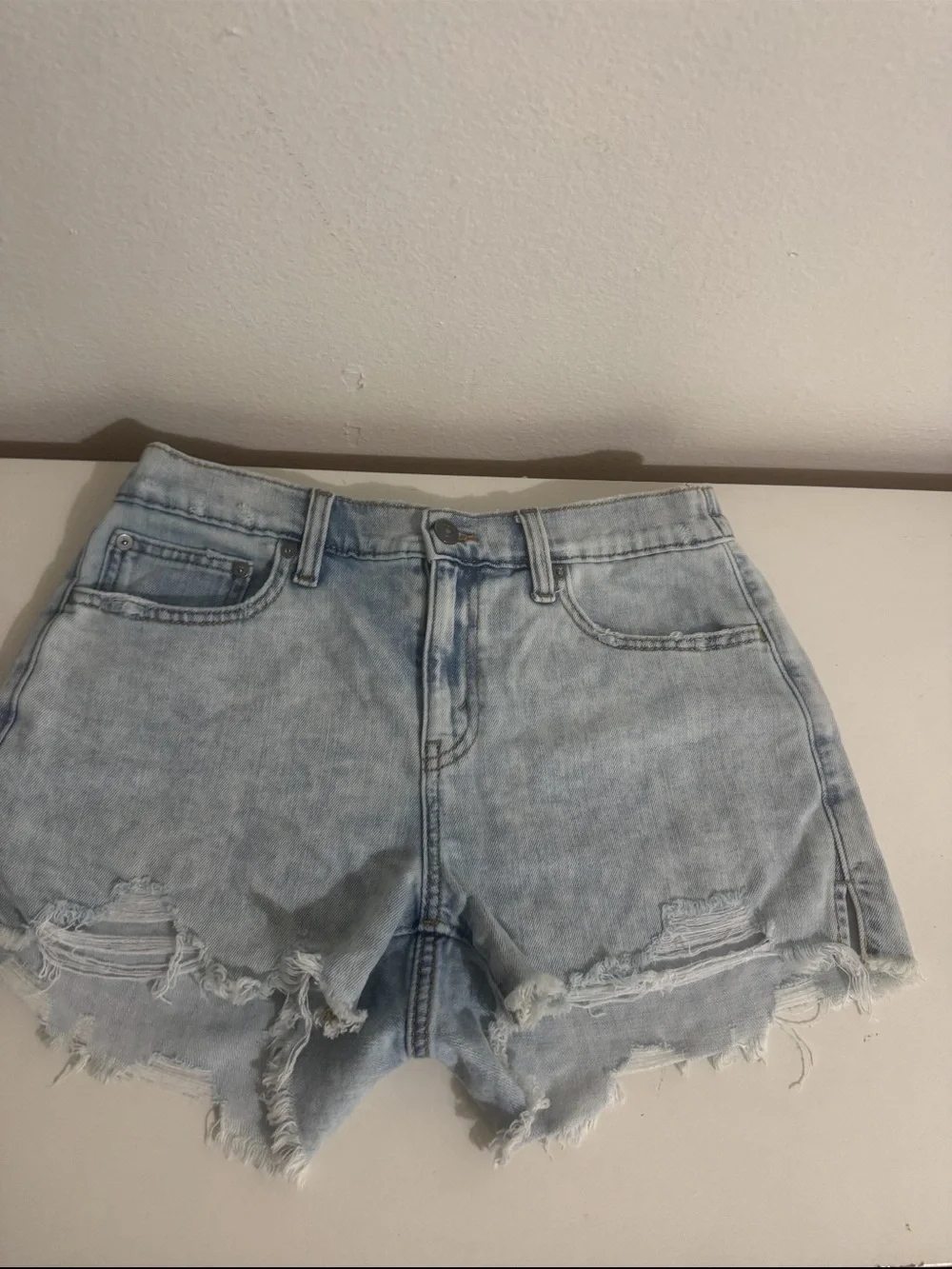 Aerie Light Blue Distressed High-Rise Jean Shorts Size Small - Picture 4 of 8
